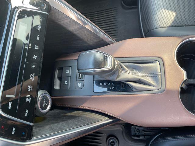 2024 Toyota Venza - $32,500