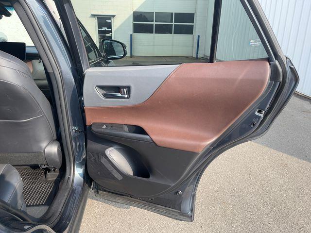 2024 Toyota Venza - $32,500