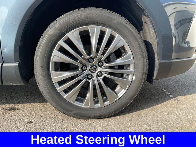 2024 Toyota Venza - $31,800
