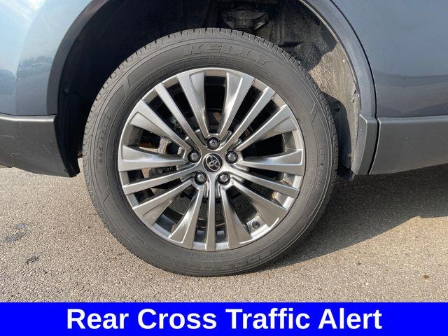 2024 Toyota Venza - $31,800