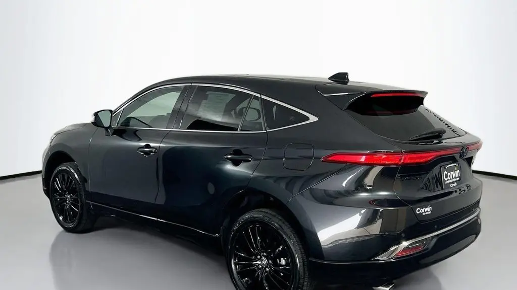 2024 Toyota Venza LE