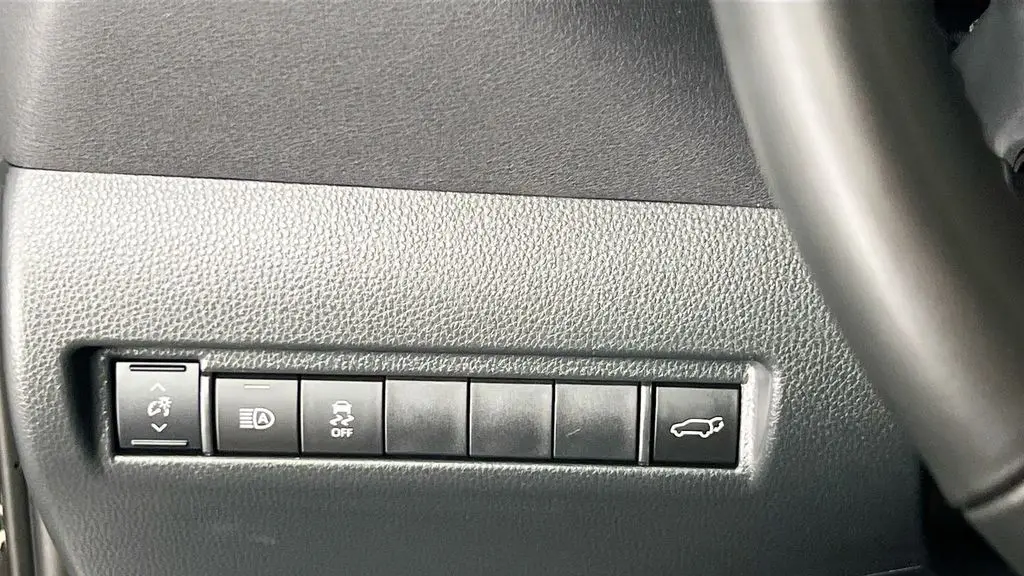 2024 Toyota Venza LE