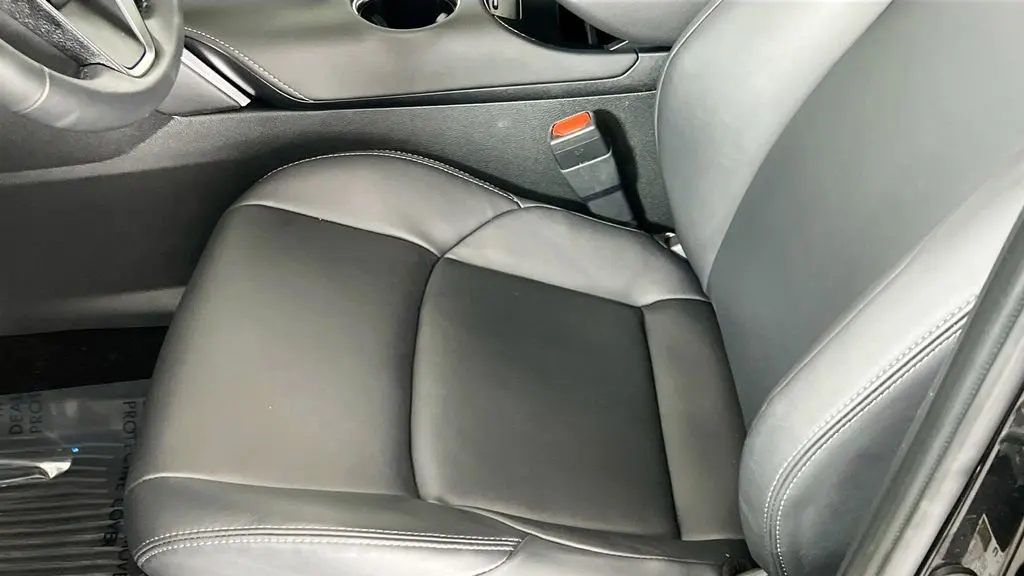 2024 Toyota Venza LE