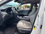 2021 Venza Thumbnail 40