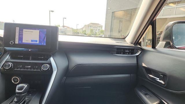 2023 Toyota Venza LE