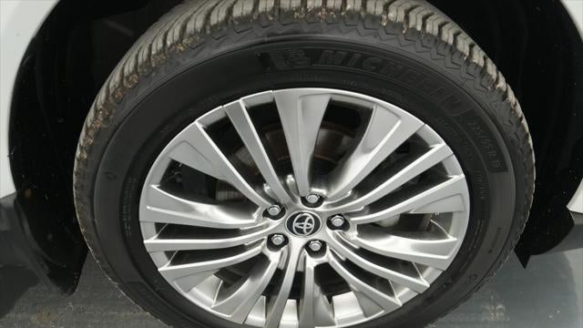 2023 Toyota Venza Limited