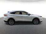2022 Venza Thumbnail 4