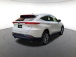 2022 Venza Thumbnail 5