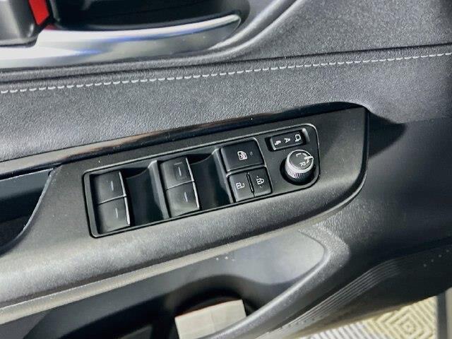 2023 Toyota Venza - $29,400