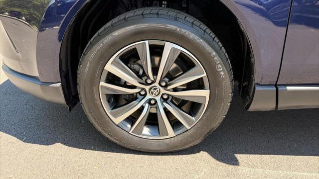 2021 Toyota Venza LE