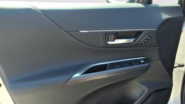 2023 Toyota Venza LE