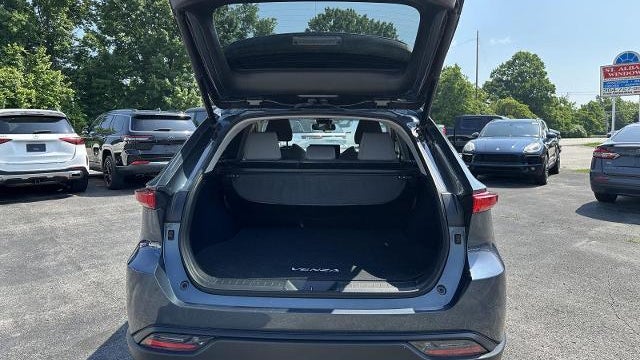 2022 Toyota Venza LE