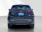 2023 Venza Thumbnail 5