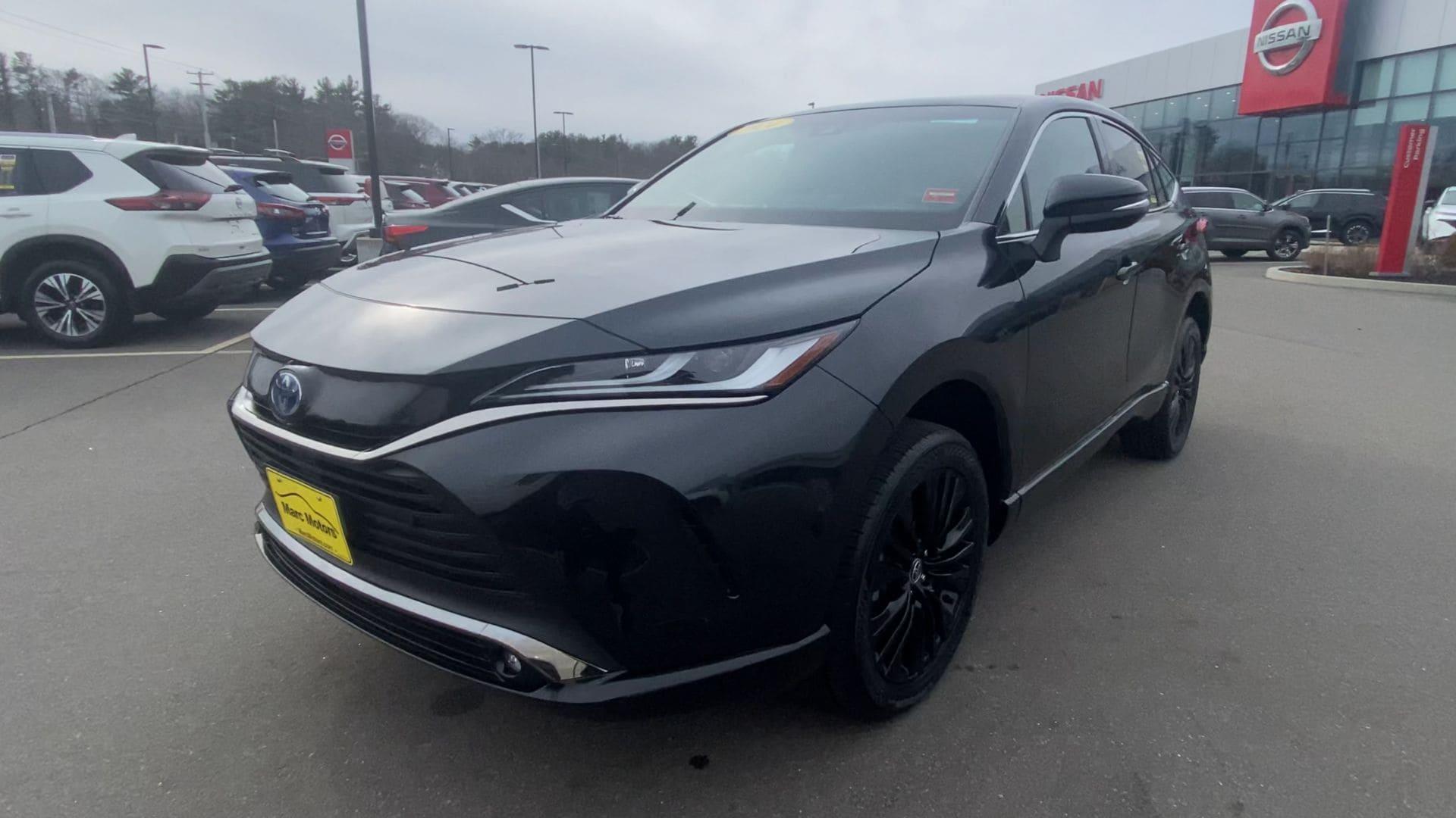 2024 Toyota Venza LE