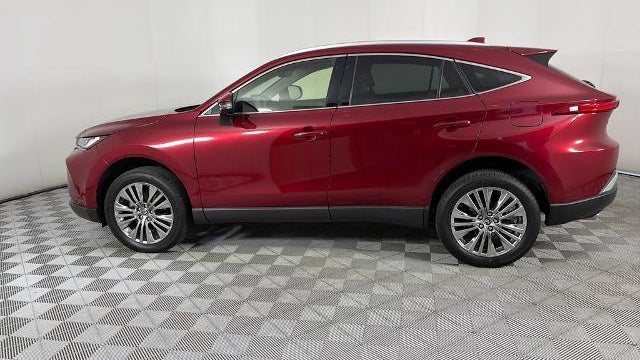 2022 Toyota Venza LE