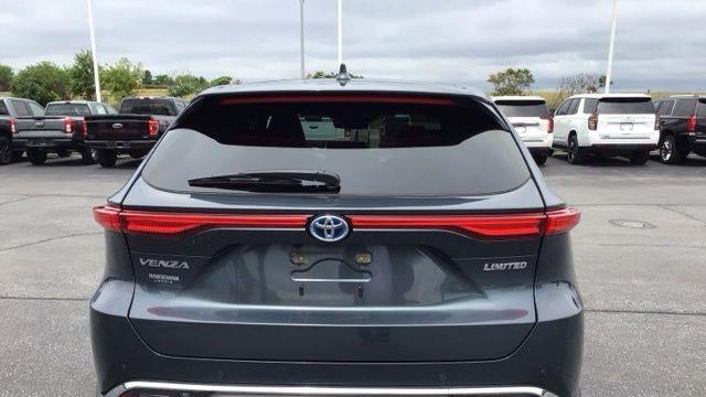 2024 Toyota Venza LE
