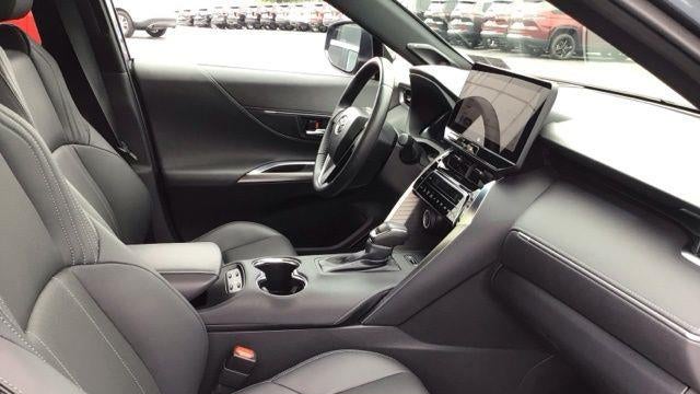 2024 Toyota Venza LE