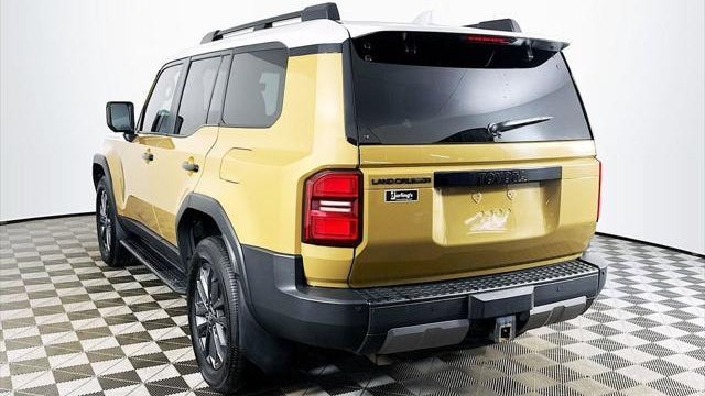 2025 Toyota Land Cruiser Base