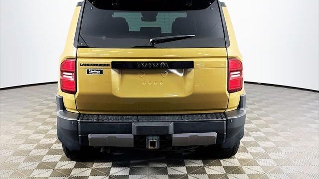 2025 Toyota Land Cruiser Base