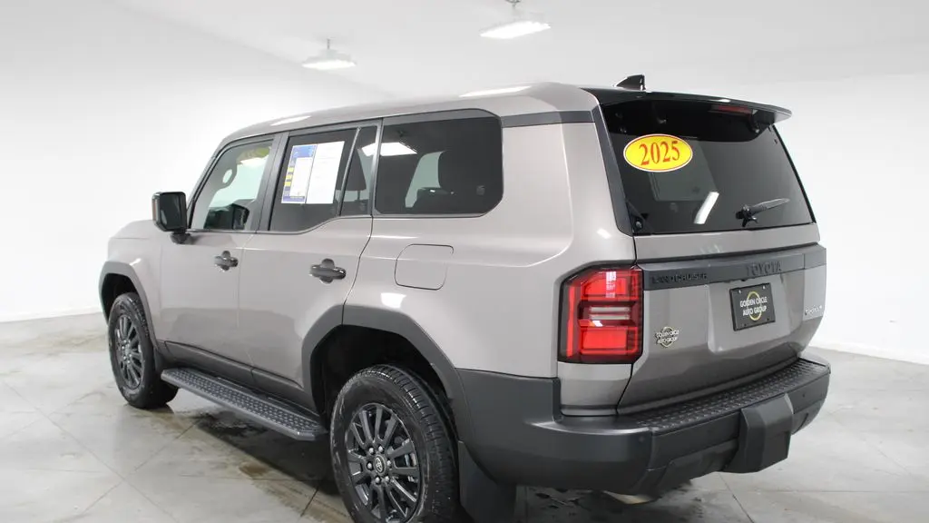 2025 Toyota Land Cruiser Base