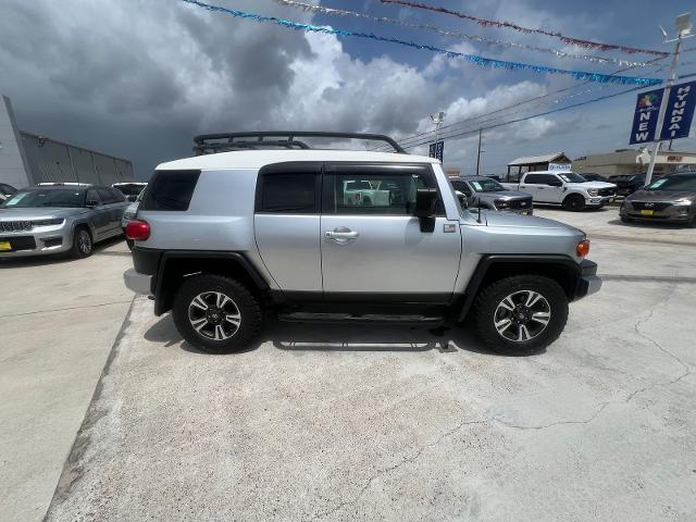 2007 Toyota FJ Cruiser - $14,777