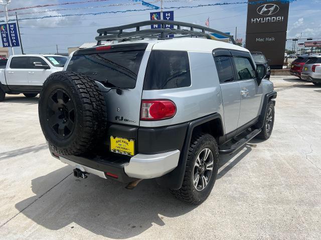 2007 Toyota FJ Cruiser - $14,777