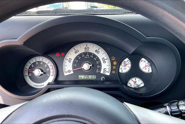 2008 Toyota FJ Cruiser - $12,400