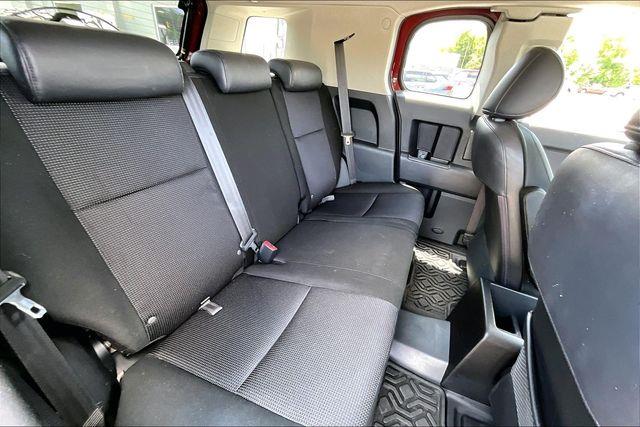 2008 Toyota FJ Cruiser - $12,400