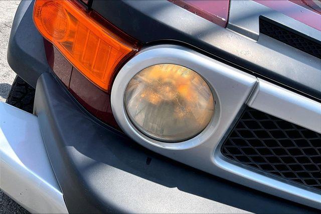 2008 Toyota FJ Cruiser - $12,400