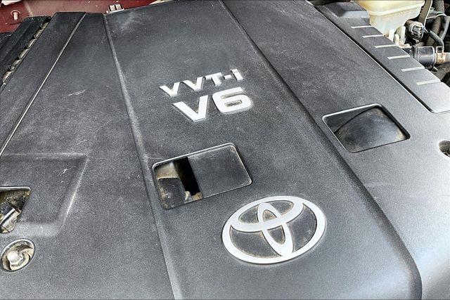 2008 Toyota FJ Cruiser - $12,400