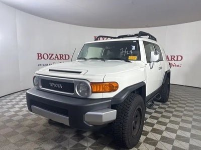 2013 Toyota FJ Cruiser 4X4 4DR SUV 6M