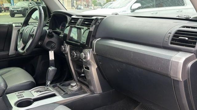 2017 Toyota 4Runner SR5 Premium