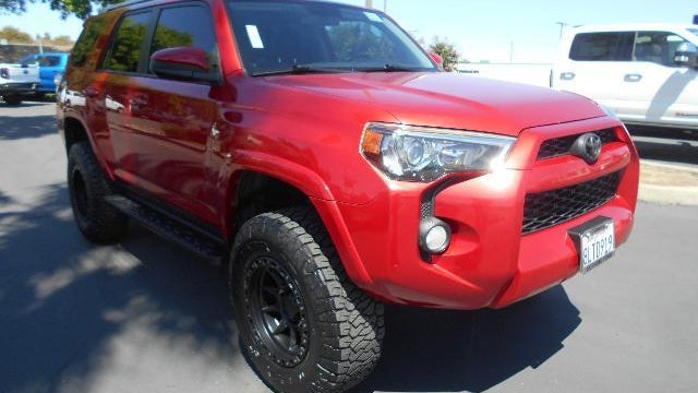 2018 Toyota 4Runner SR5