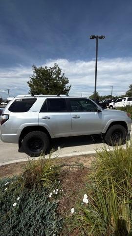 2014 Toyota 4Runner Limited — photo 1 of 3