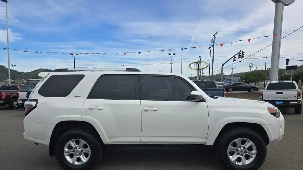 2019 Toyota 4Runner SR5