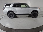 2017 4Runner Thumbnail 17