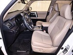 2016 4Runner Thumbnail 13