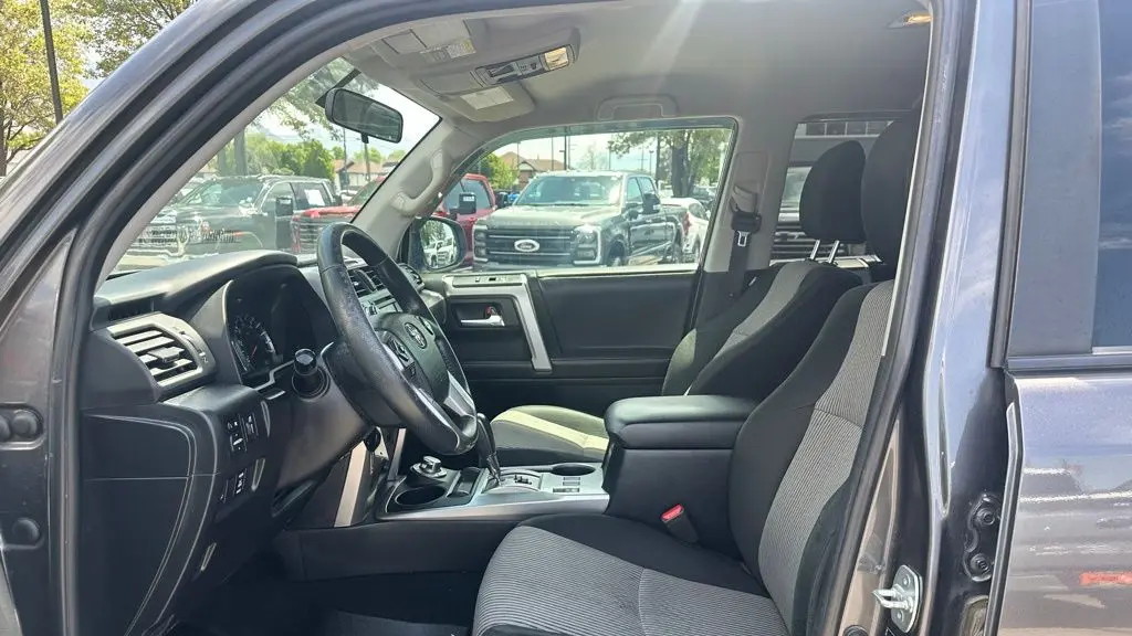 2017 Toyota 4Runner SR5