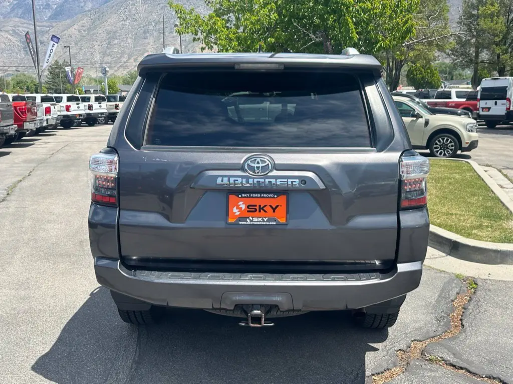 2017 Toyota 4Runner - $27,675