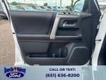 2016 4Runner Thumbnail 27