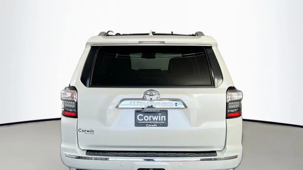 2018 Toyota 4Runner SR5