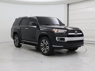 2020 Toyota 4Runner with Midnight Black Metallic Exterior