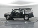 2015 4Runner Thumbnail 35