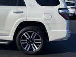 2015 4Runner Thumbnail 41