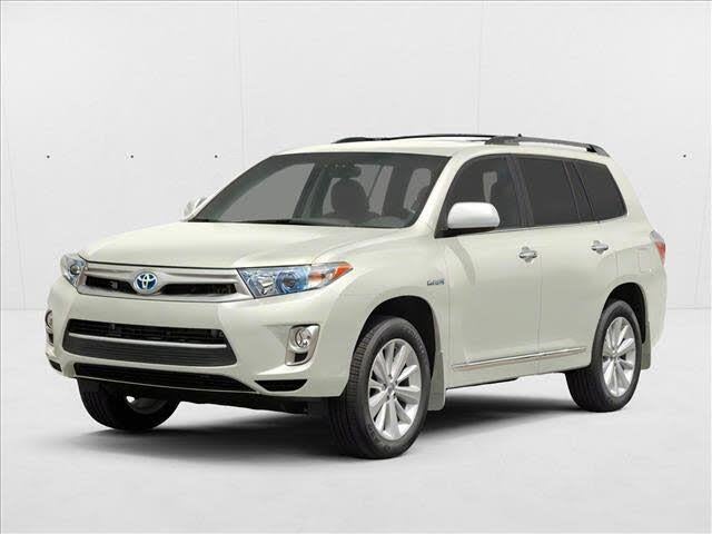 2011 Toyota Highlander - $11,800