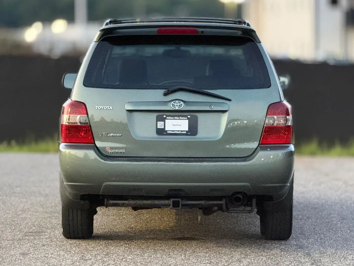 2005 Toyota Highlander - $4,950