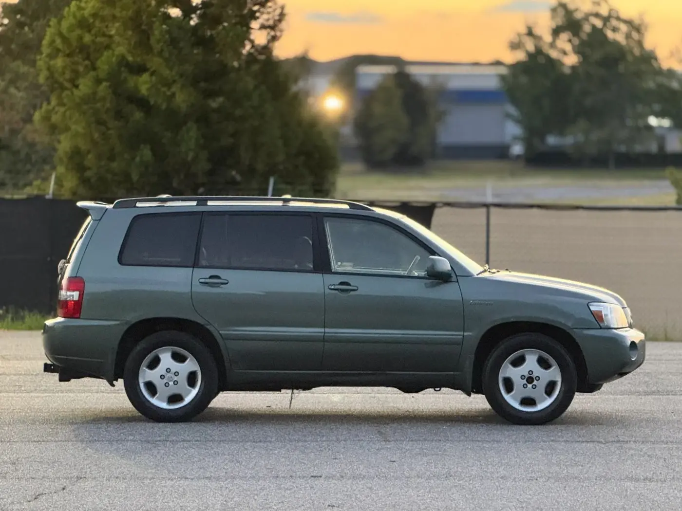 2005 Toyota Highlander - $4,950