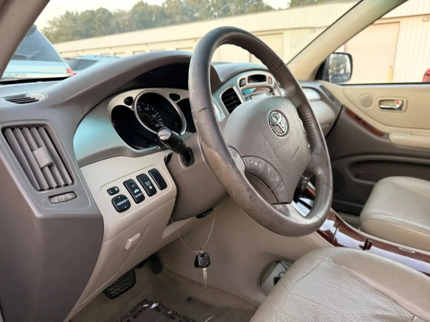 2005 Toyota Highlander - $4,950