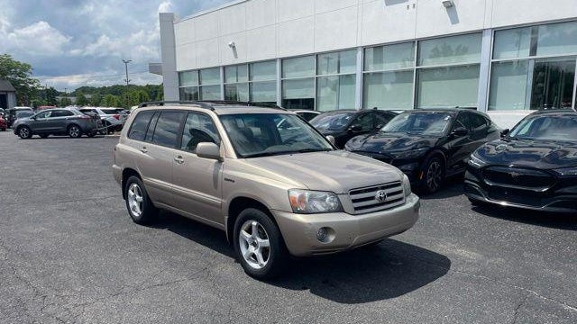 2004 Toyota Highlander Base