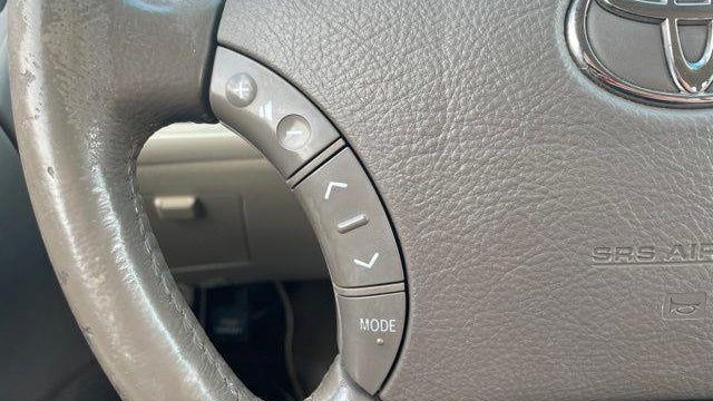 2004 Toyota Highlander Base